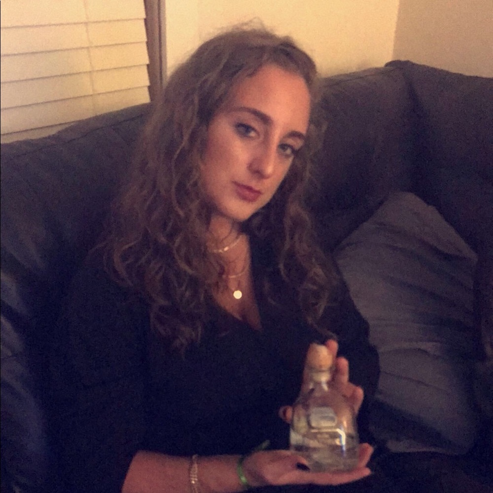 Meet your Posher, Anna